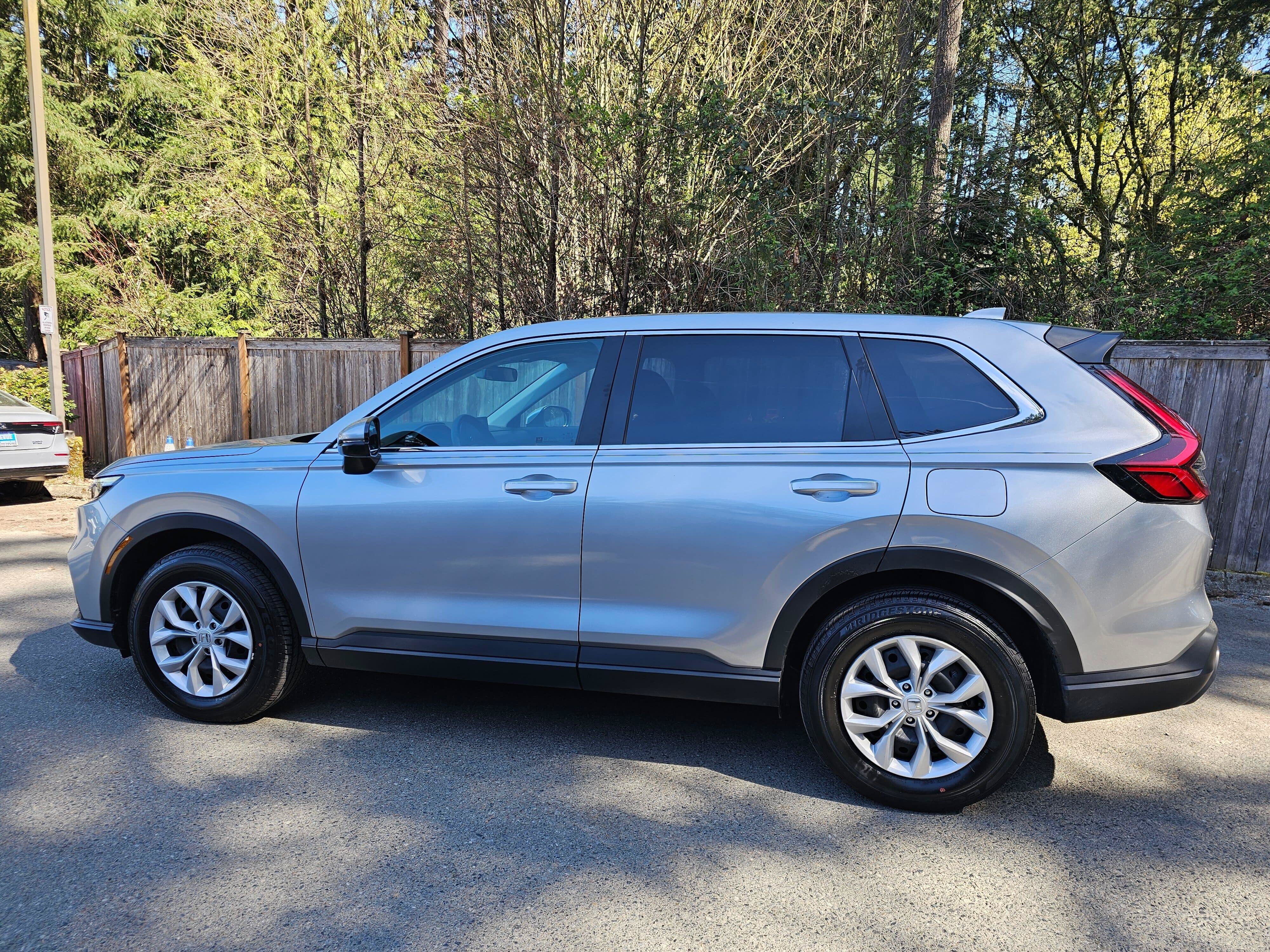 Certified 2025 Honda CR-V LX image 4
