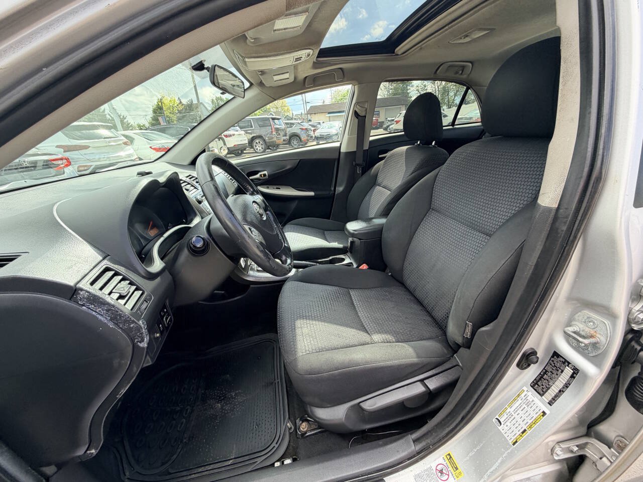 Used 2009 Toyota Corolla XRS FWD image 31