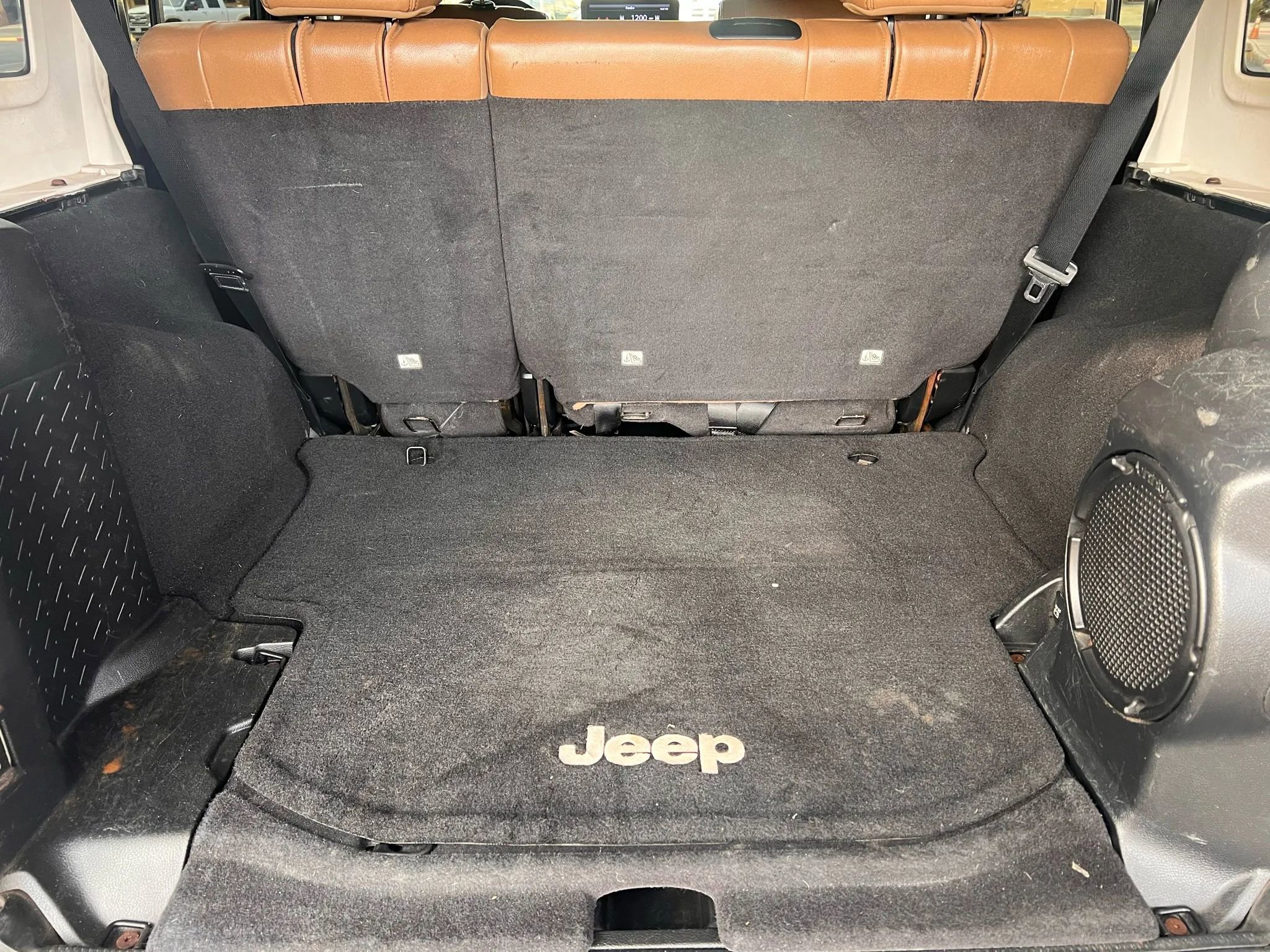 Used 2011 Jeep Wrangler Unlimited Sahara w/ Dual Top Group image 14