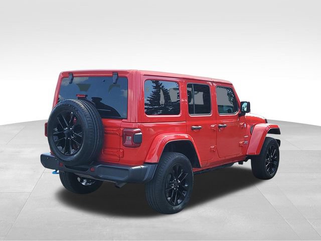 Used 2024 Jeep Wrangler Unlimited Sahara AWD/4WD image 3