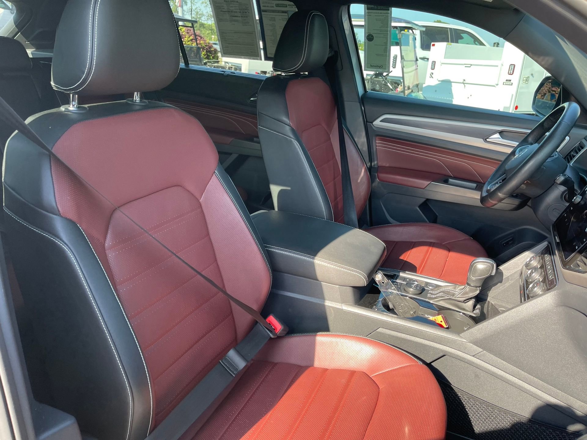 Used 2023 Volkswagen Atlas Cross Sport SEL Premium R-Line image 28