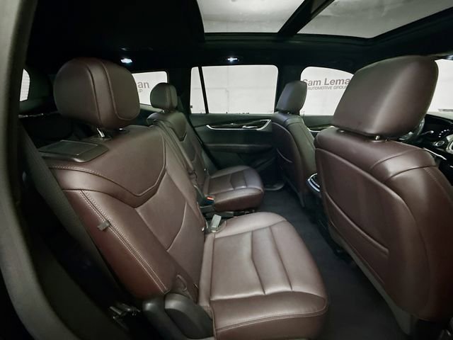 Used 2022 Cadillac XT6 Premium Luxury w/ Technology Package image 32