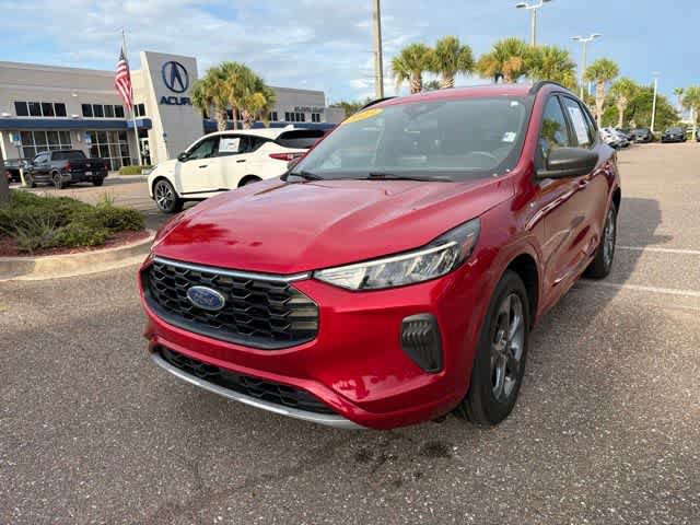 Used 2023 Ford Escape ST-Line AWD/4WD image 2