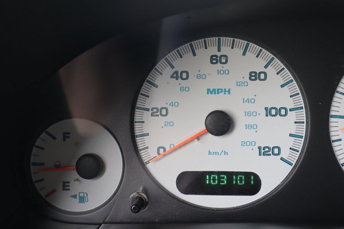 Used 2002 Chrysler Town & Country EX FWD image 43