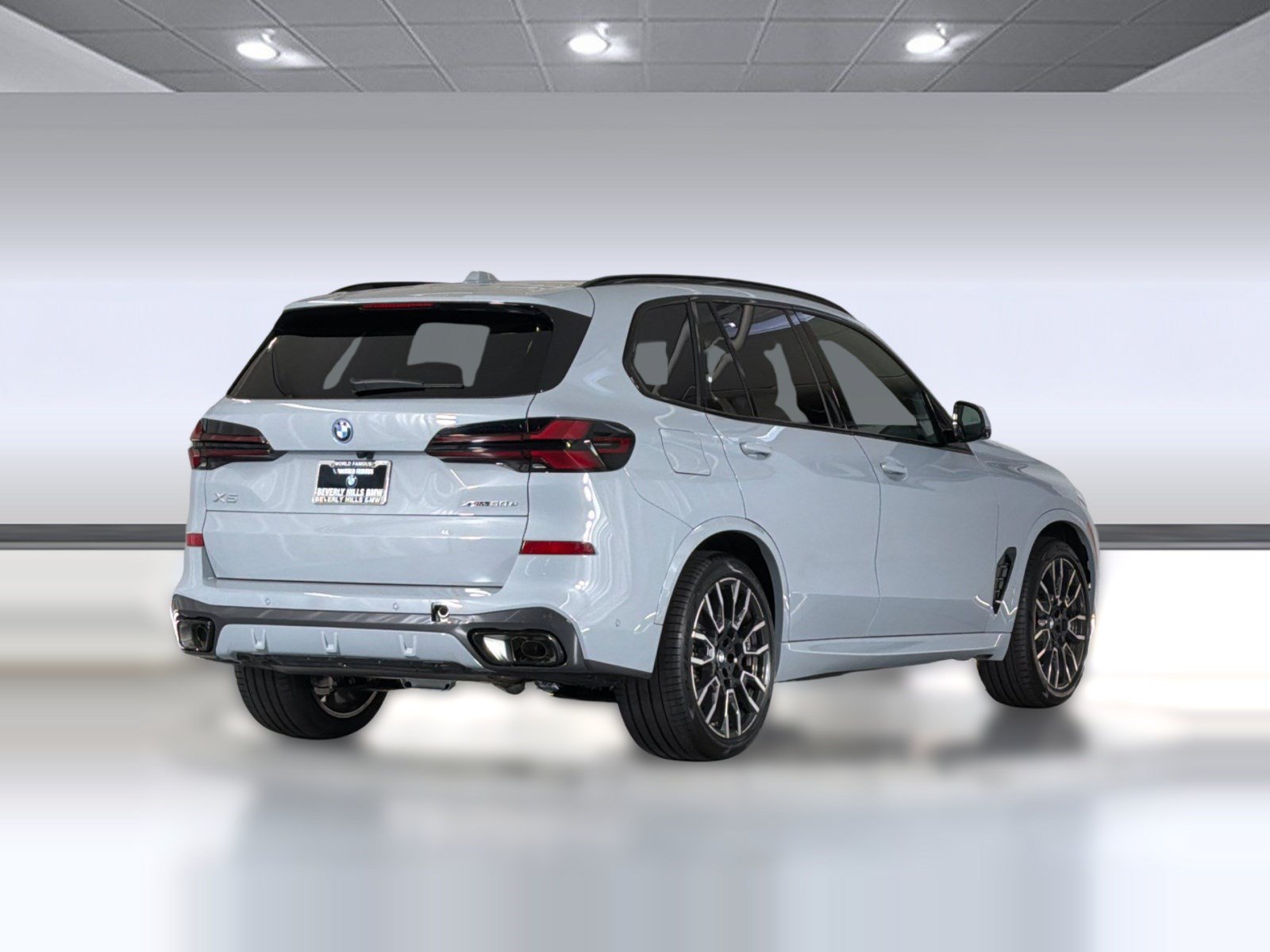 New 2026 BMW X5 xDrive50e w/ M Sport Package AWD/4WD image 9