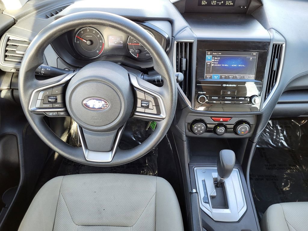 Used 2018 Subaru Impreza 2.0i image 2