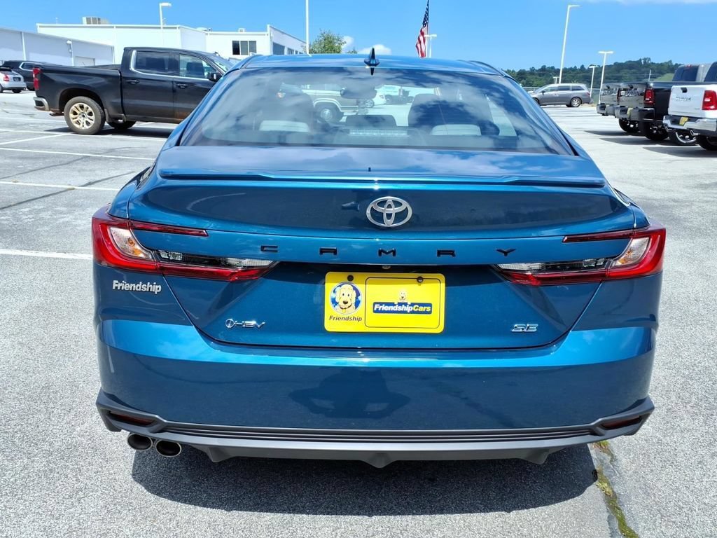 Used 2026 Toyota Camry SE w/ Convenience Package FWD image 10