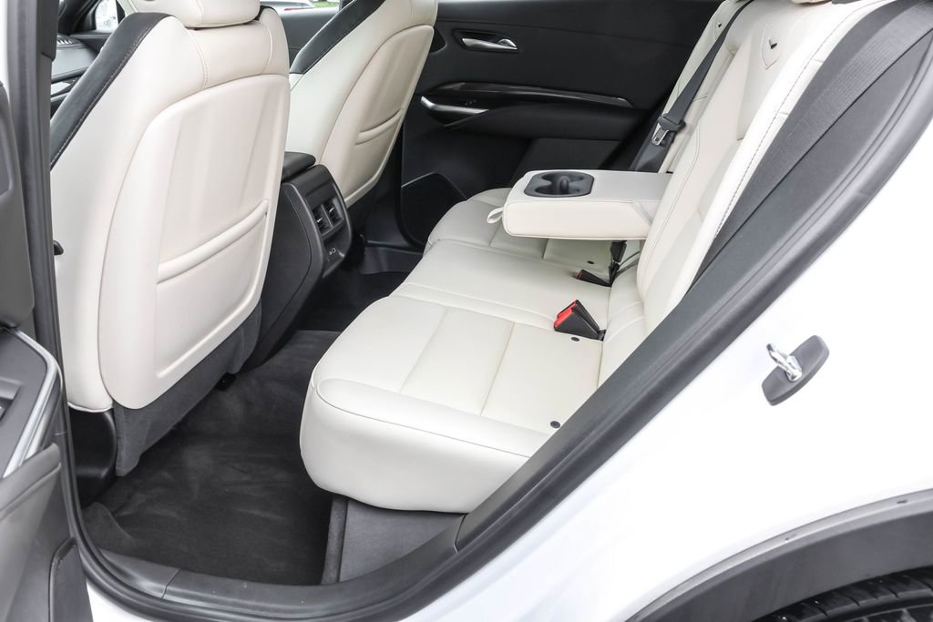 Used 2023 Cadillac XT4 Sport AWD/4WD image 32
