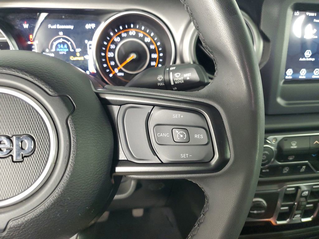 Used 2023 Jeep Gladiator Willys image 24