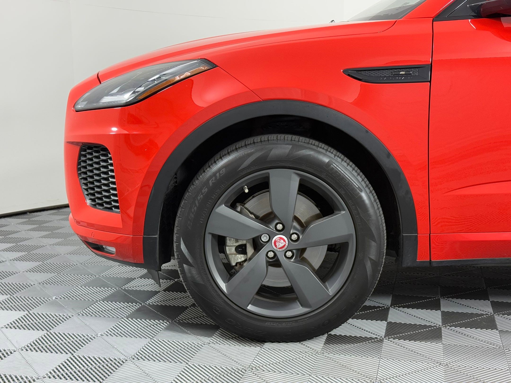 Used 2020 Jaguar E-PACE Checkered Flag image 12
