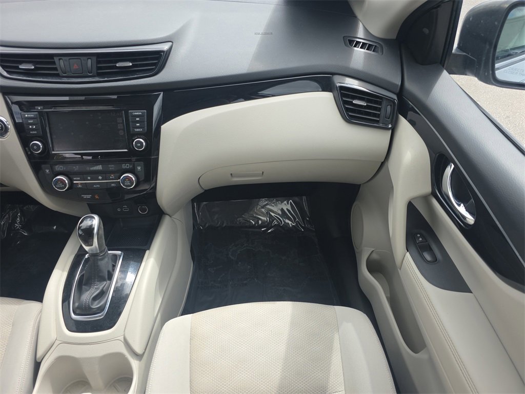 Used 2019 Nissan Rogue Sport SV w/ Technology Package image 13