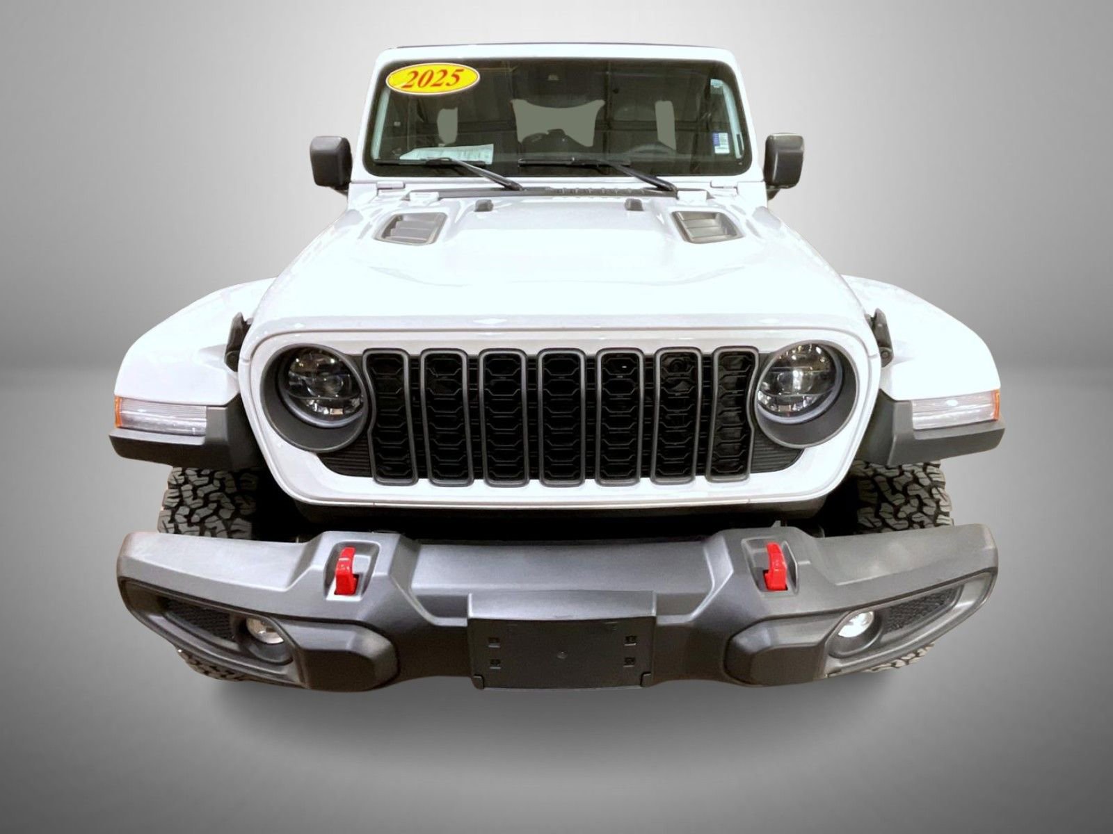 Used 2025 Jeep Wrangler Unlimited Rubicon image 2