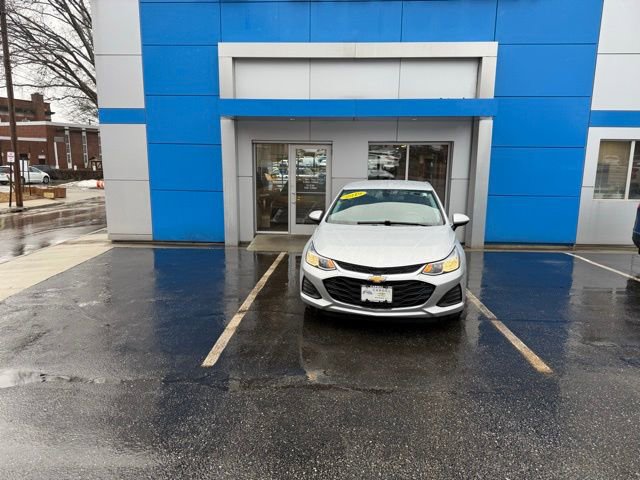 Used 2019 Chevrolet Cruze LS w/ LS Convenience Package image 2