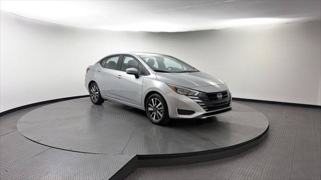 Used 2025 Nissan Versa SV FWD image 11