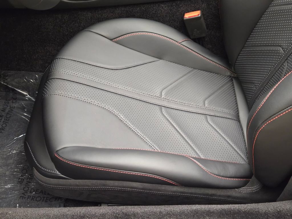New 2026 Aston Martin V8 Vantage Coupe RWD image 31