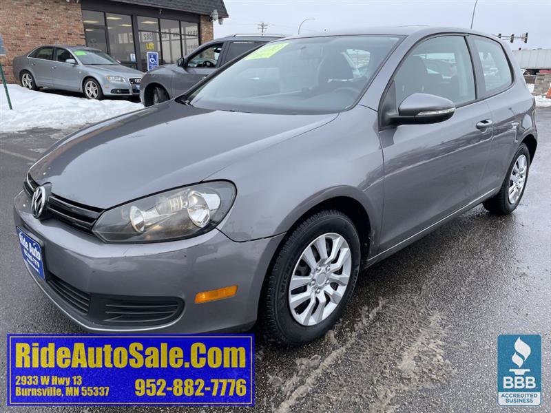 Used 2010 Volkswagen Golf 2-Door image 1