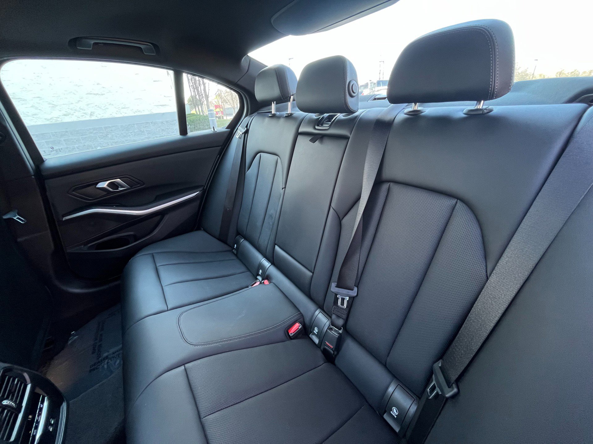 Used 2024 BMW 330i xDrive Sedan w/ Premium Package image 32