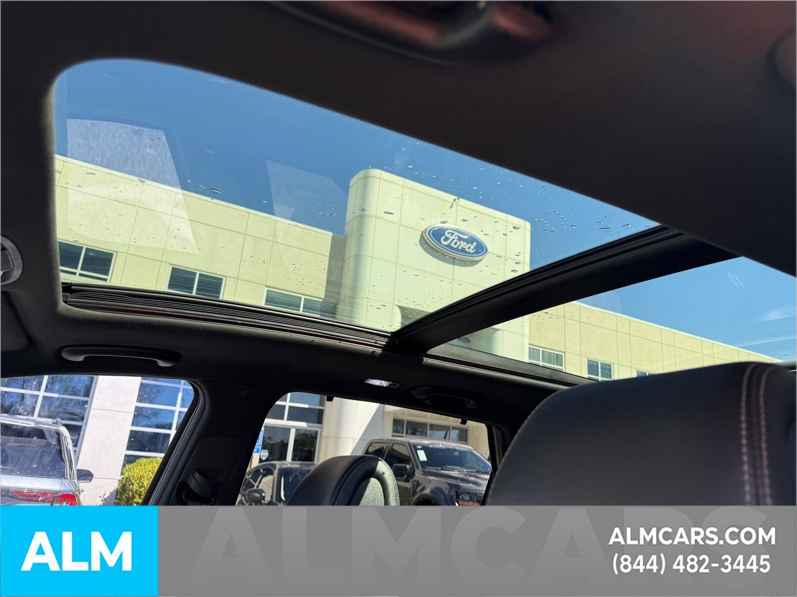 Used 2016 Kia Sorento SX image 11