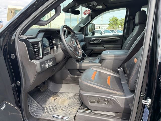 Used 2024 GMC Sierra 2500 AT4 w/ AT4 Premium Plus Package AWD/4WD image 18