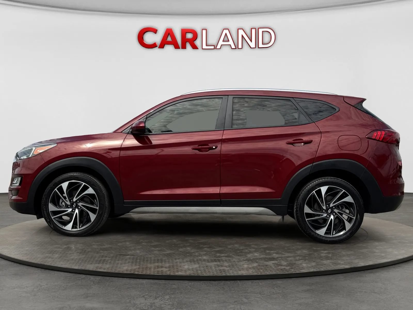 Used 2020 Hyundai Tucson Sport FWD image 2
