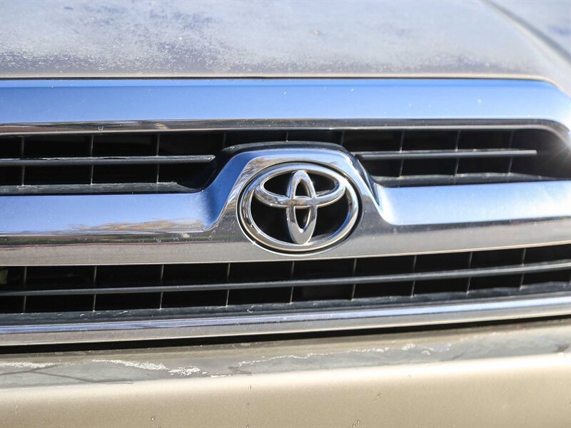 Used 2006 Toyota 4Runner SR5 RWD image 7