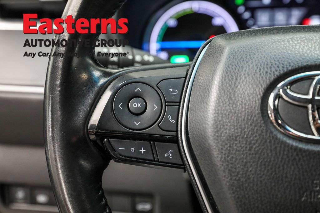 Used 2023 Toyota Venza Nightshade AWD/4WD image 15