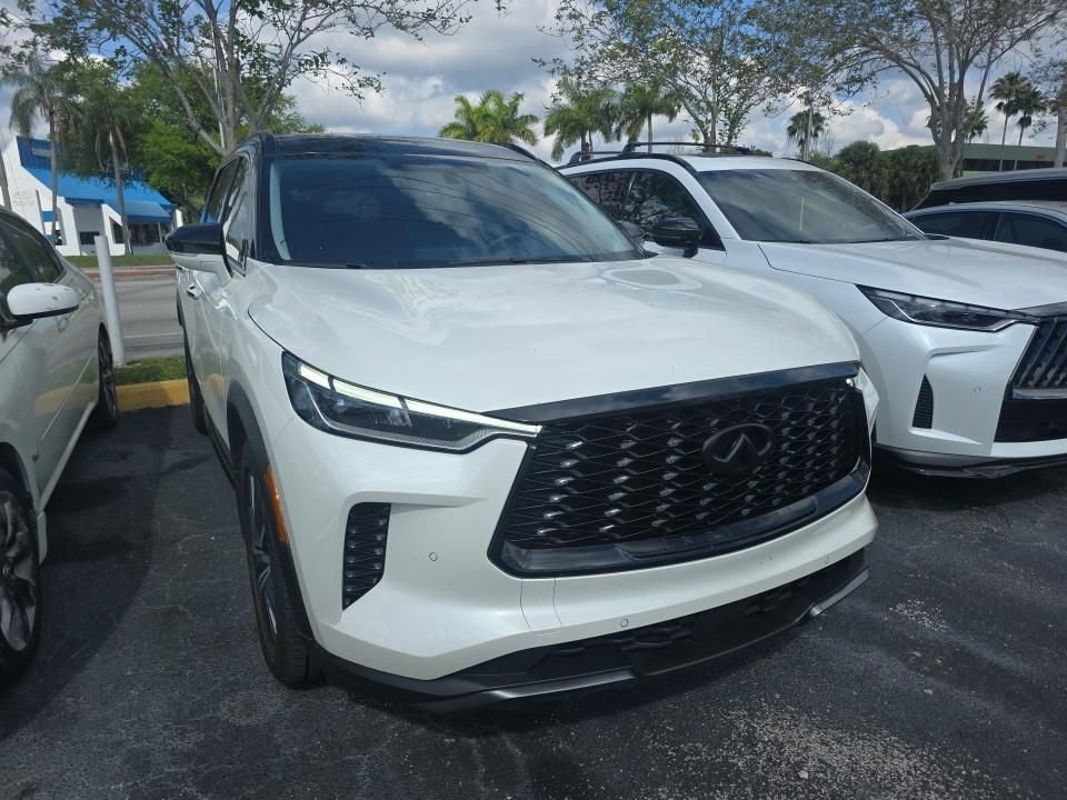 Certified 2023 INFINITI QX60 Sensory image 2