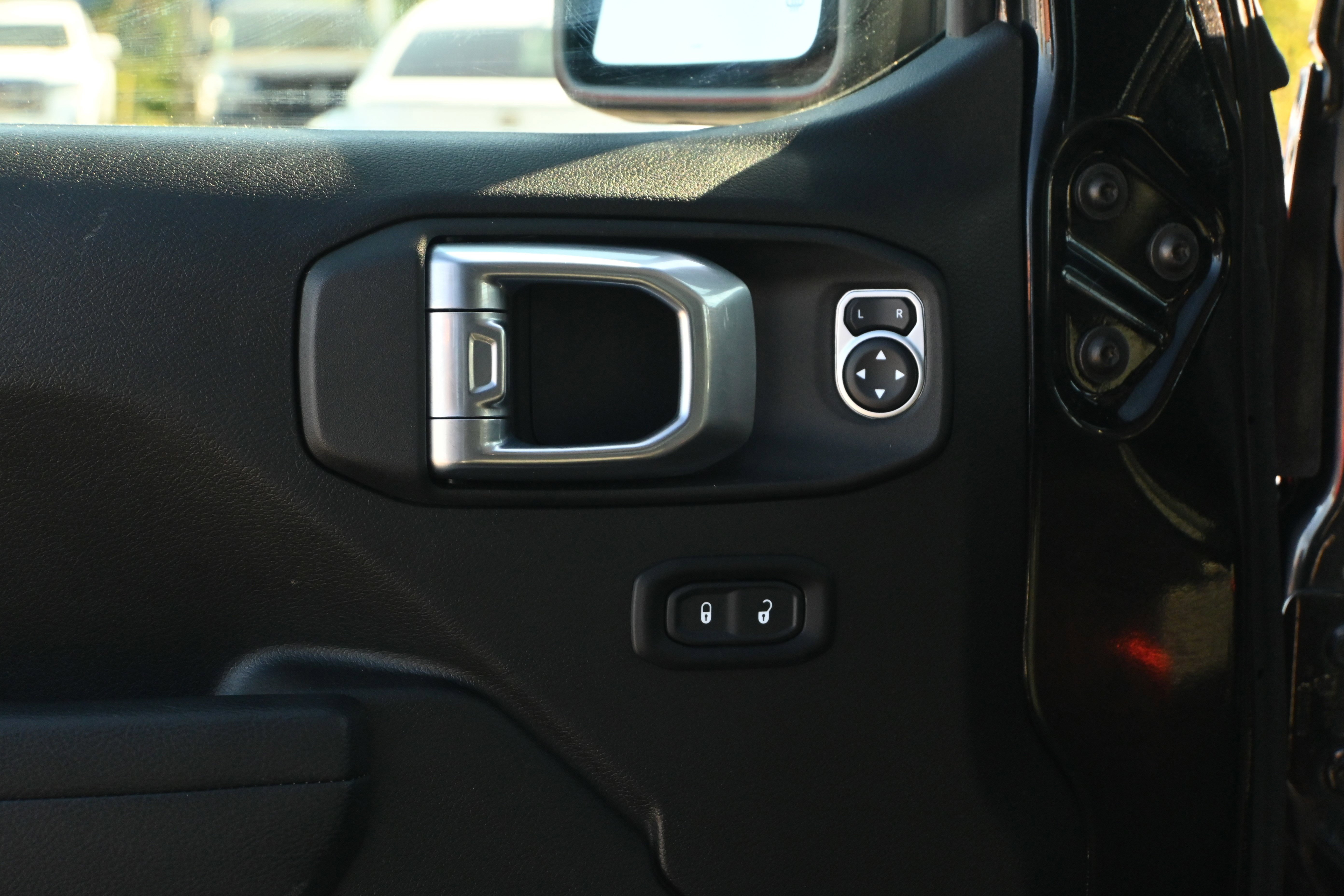 Used 2022 Jeep Gladiator Sport image 28