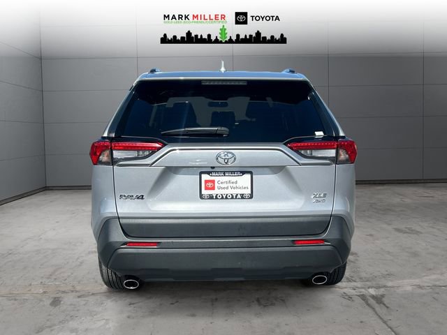 Used 2025 Toyota RAV4 XLE AWD/4WD image 4