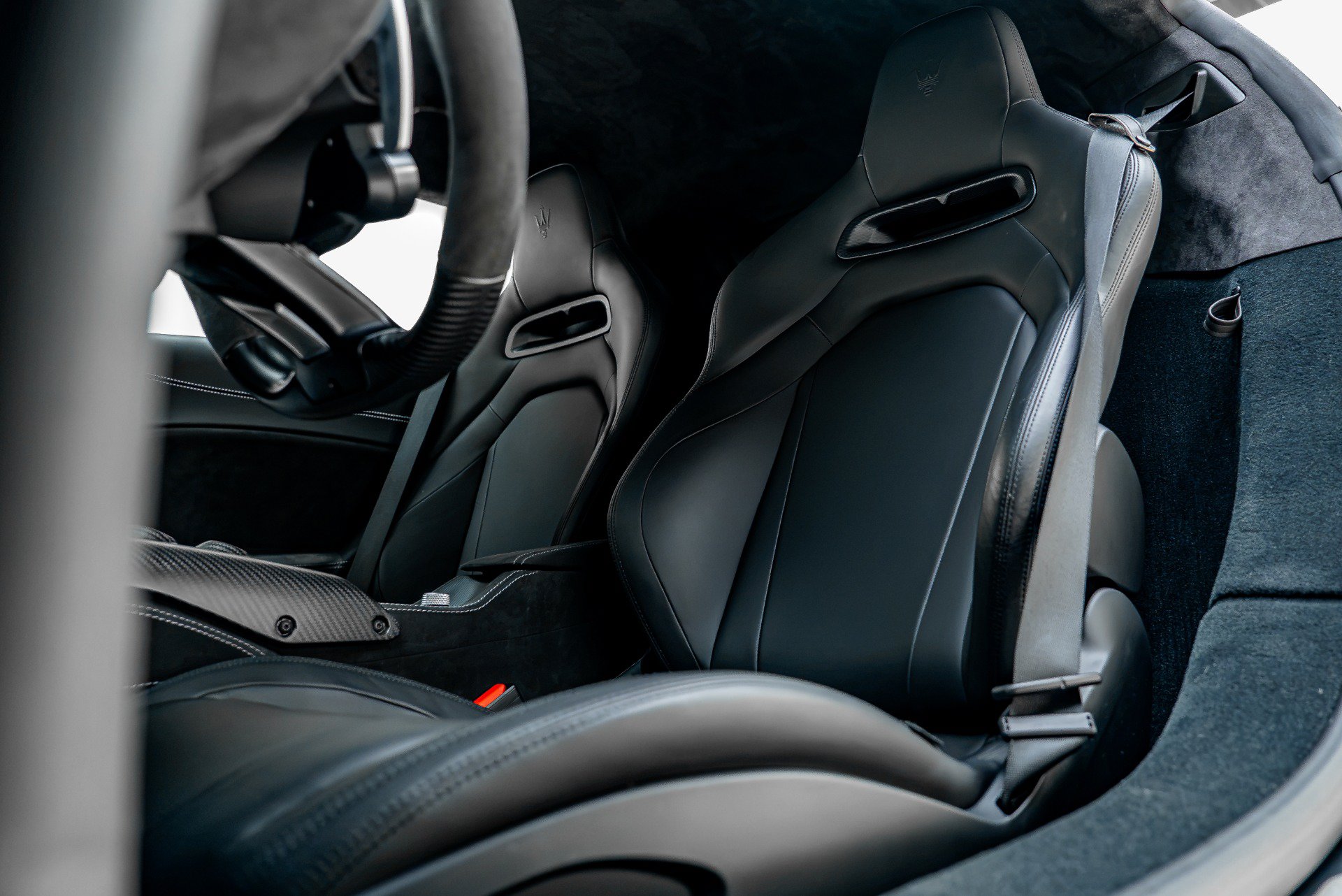 Used 2023 Maserati MC20 Coupe RWD image 4