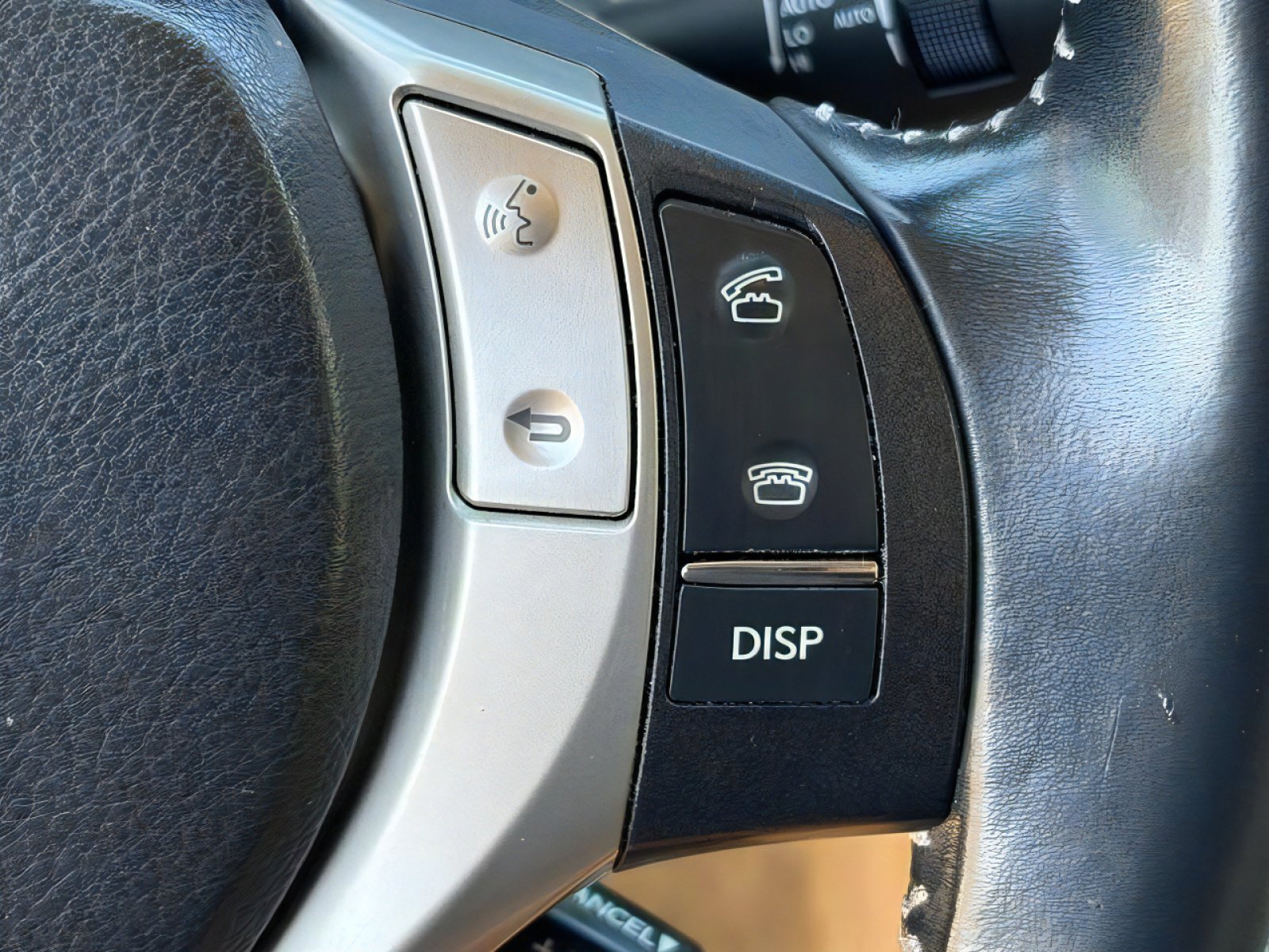 Used 2013 Lexus ES 300h w/ Luxury Pkg FWD image 22