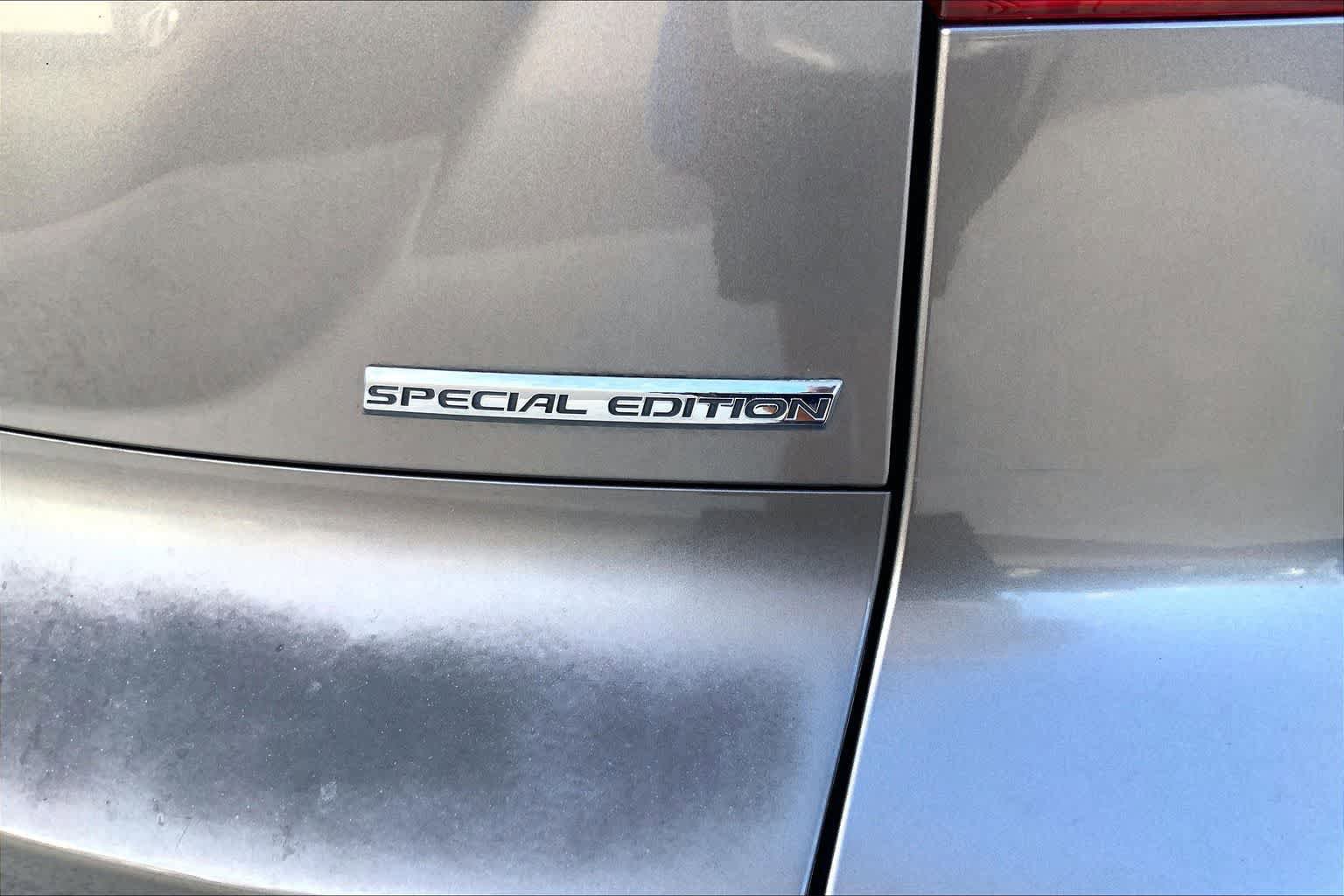 Used 2011 Honda CR-V SE image 8