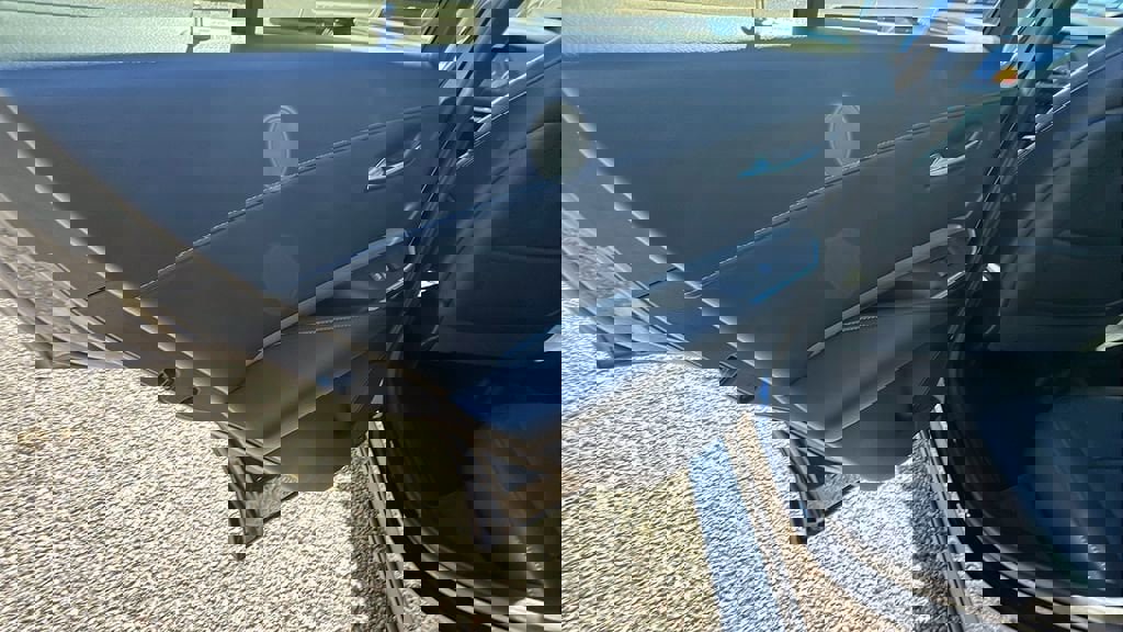 Used 2023 Cadillac XT4 Premium Luxury w/ Enhanced Visibility Package image 22