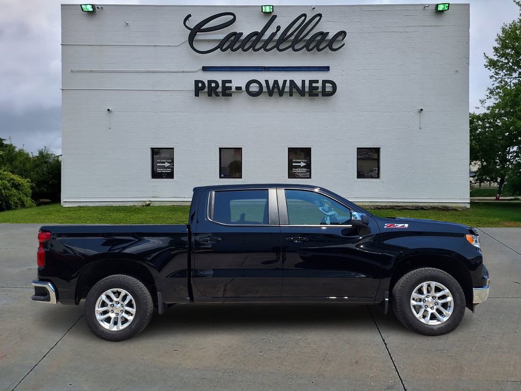 Used 2025 Chevrolet Silverado 1500 LT image 8