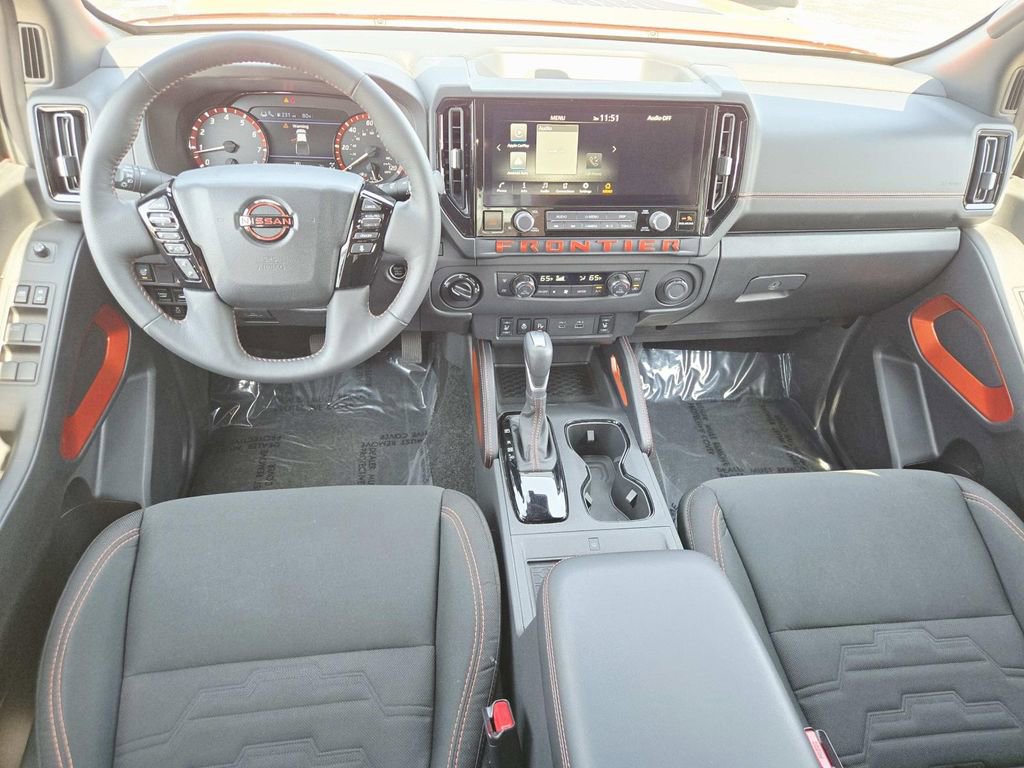 Used 2025 Nissan Frontier PRO-4X w/ Pro Convenience Package AWD/4WD image 9