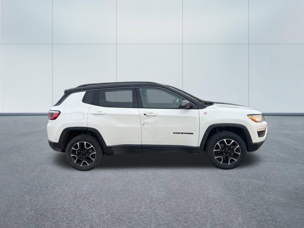 Used 2020 Jeep Compass Trailhawk AWD/4WD image 2