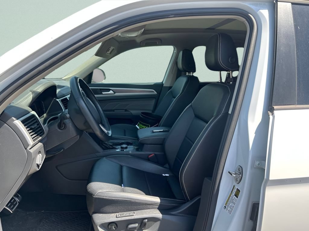 Used 2023 Volkswagen Atlas SEL R-Line AWD/4WD image 19