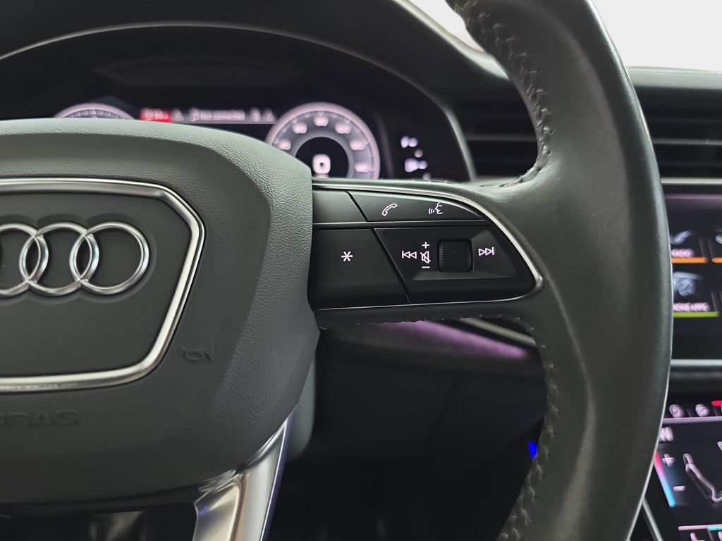 Used 2019 Audi Q8 Prestige AWD/4WD image 21