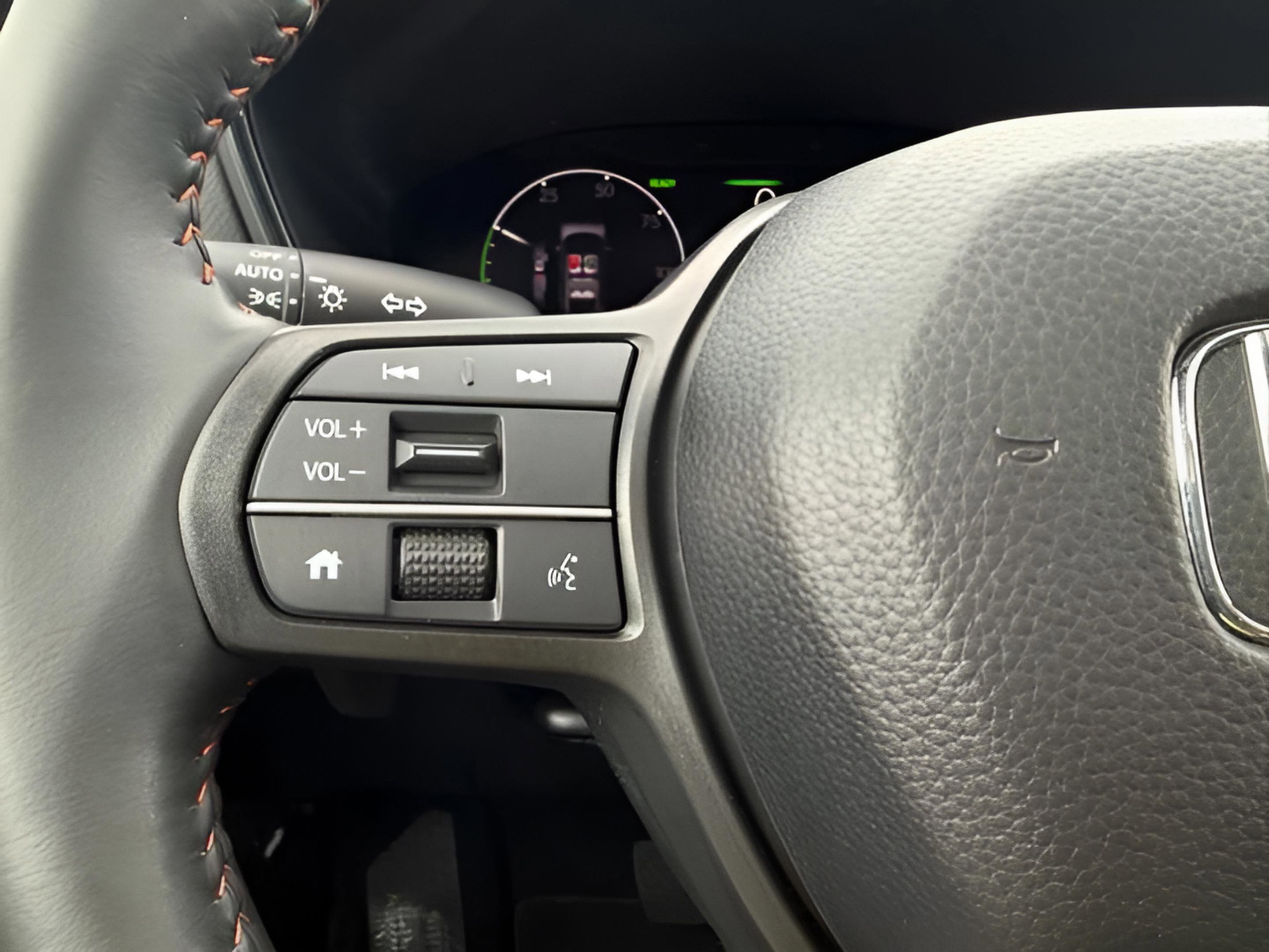 Used 2024 Honda CR-V Sport-L image 11