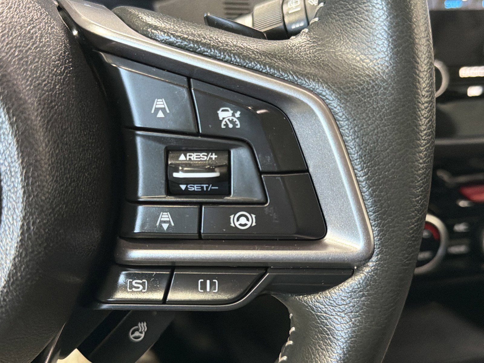 Used 2024 Subaru Forester Touring w/ Pop Package 2 image 29