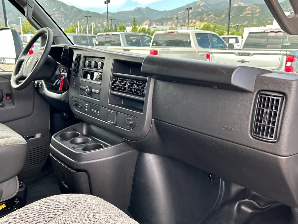 Used 2024 Chevrolet Express 3500 w/ Power Convenience Package RWD image 13