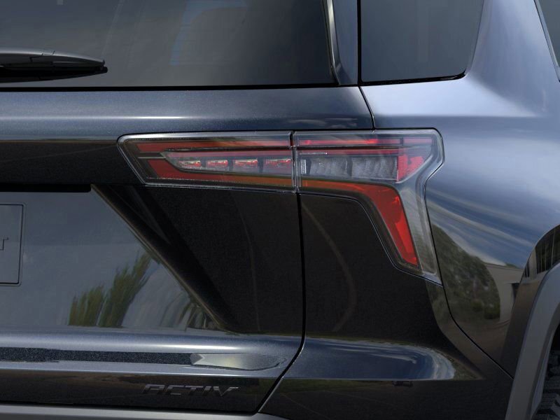 New 2025 Chevrolet Equinox ACTIV w/ Safety and Technology Package image 12