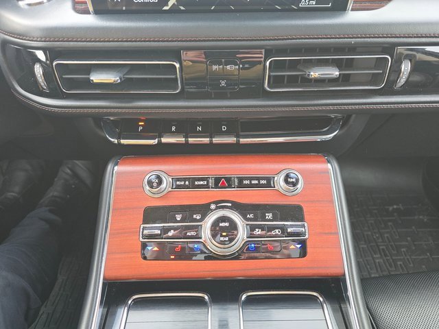 Used 2021 Lincoln Aviator Reserve w/ Equipment Group 210A image 19