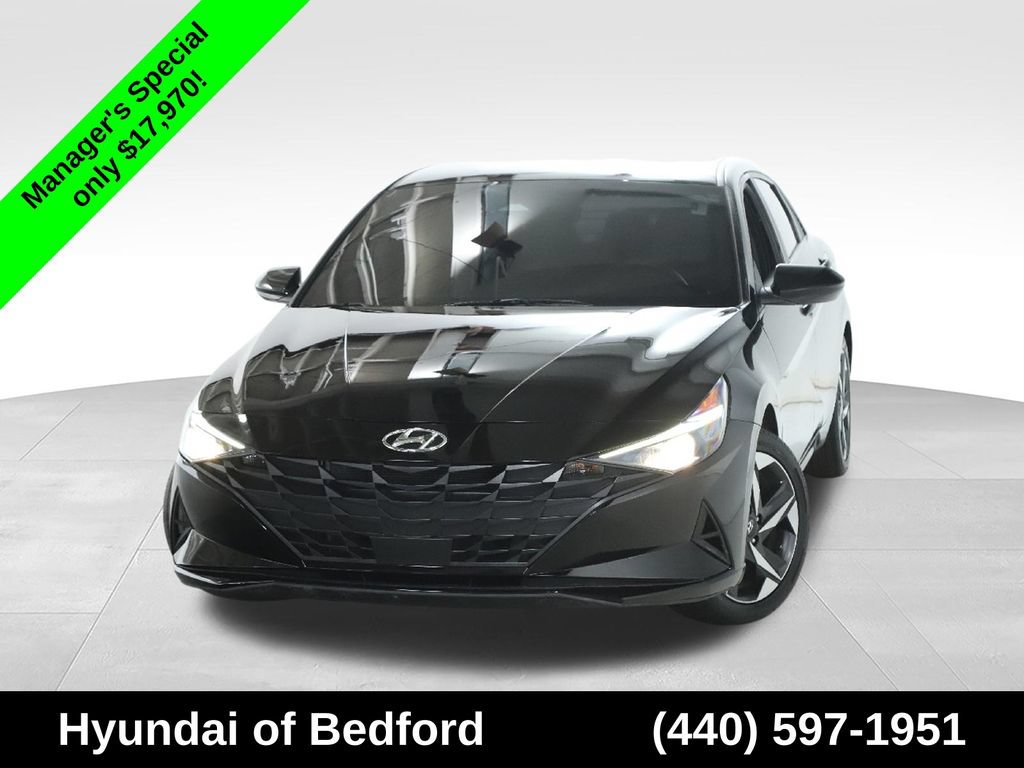 Used 2023 Hyundai Elantra SEL w/ Convenience Package FWD image 2