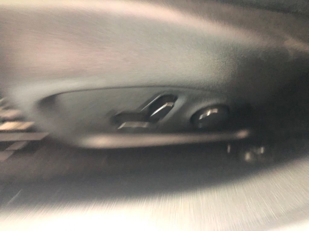 Used 2024 Jeep Compass Limited image 14