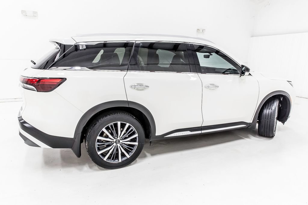 Used 2023 INFINITI QX60 Sensory w/ Vision Package AWD/4WD image 8