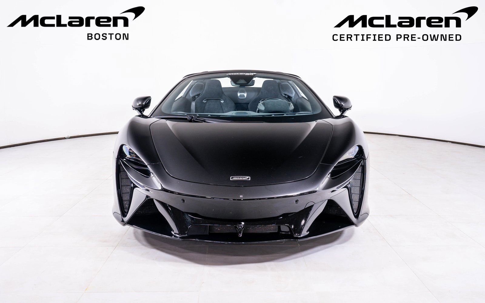 Used 2025 McLaren Artura Spider image 10