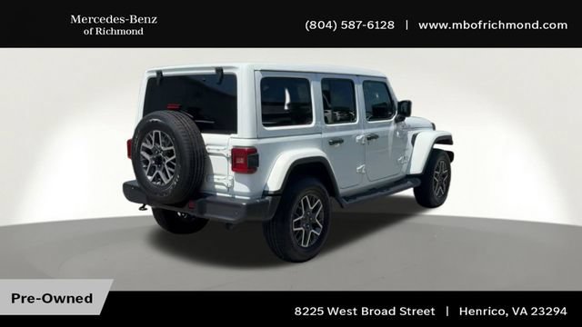 Used 2024 Jeep Wrangler Unlimited Sahara w/ Technology Group AWD/4WD image 2