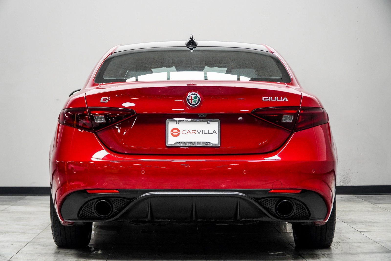 Used 2022 Alfa Romeo Giulia Veloce image 11