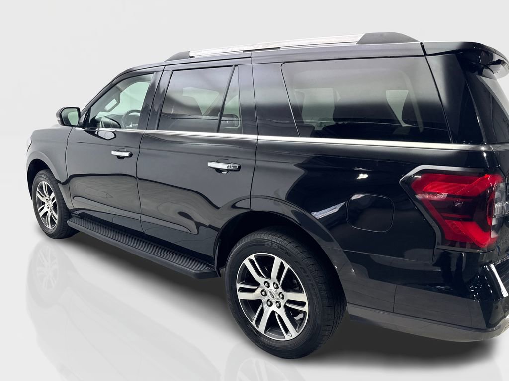 Used 2024 Ford Expedition Limited image 14